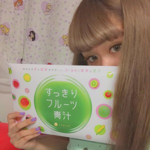 すっきりフルーツ青汁で痩せる!?ぺこや芸能人モデルに大人気!!